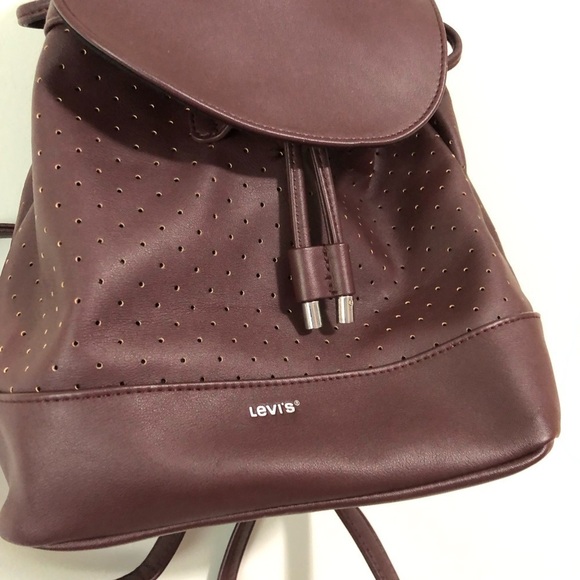 Levi’s mini backpack drawstring purse faux leather - Picture 2 of 7